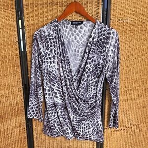 Jones New York Gray White Wrap Blouse 3/4 Sleeve